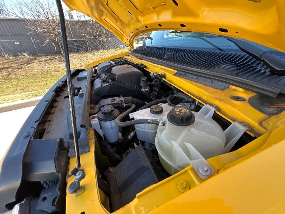 Light Duty Box Truck-Light and Medium Duty Trucks-Ford-2022-E350-Arlington-TX-105,514\n\t\tmiles-$ 27,000 - Image 21