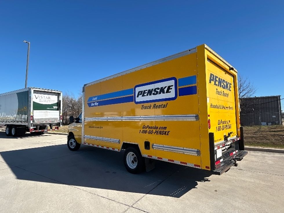 Light Duty Box Truck-Light and Medium Duty Trucks-Ford-2022-E350-Arlington-TX-105,514\n\t\tmiles-$ 27,000 - Image 5