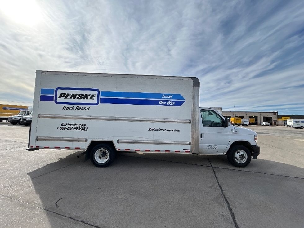 Light Duty Box Truck-Light and Medium Duty Trucks-Ford-2022-E350-Arlington-TX-107,018\n\t\tmiles-$ 29,750 - Image 12