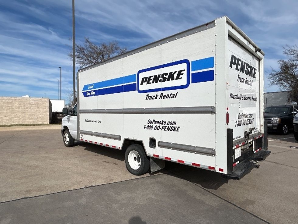 Light Duty Box Truck-Light and Medium Duty Trucks-Ford-2022-E350-Arlington-TX-107,018\n\t\tmiles-$ 29,750 - Image 5
