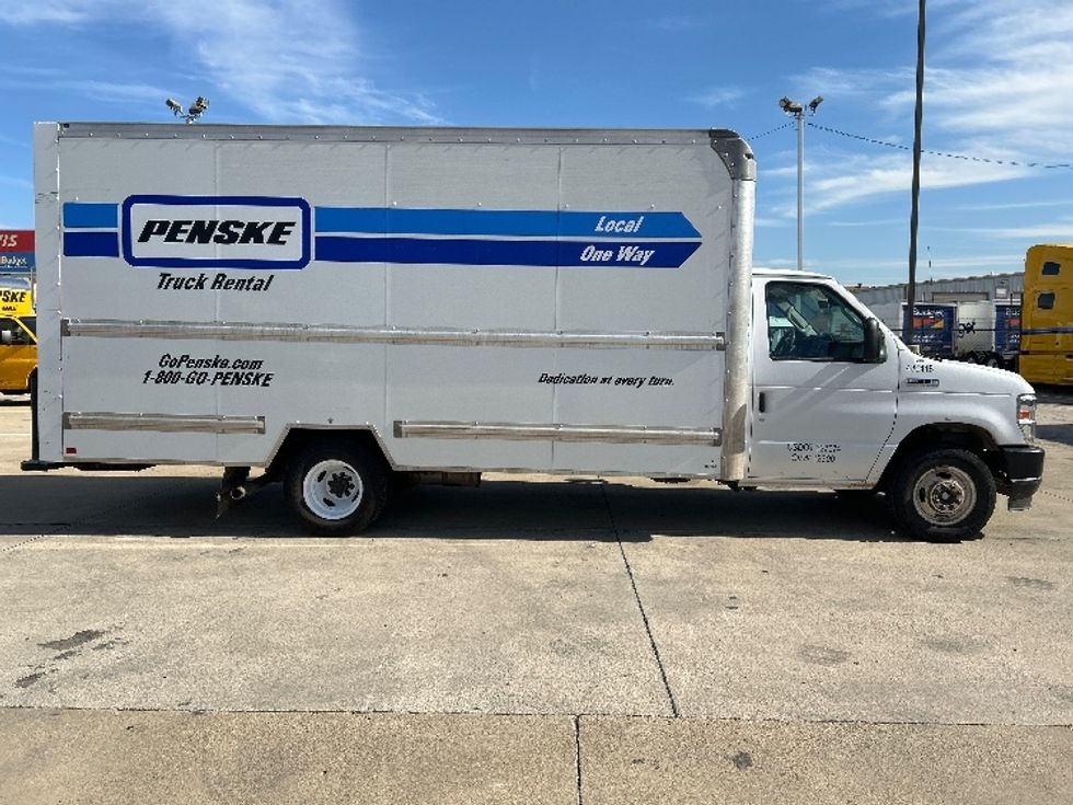 Light Duty Box Truck-Light and Medium Duty Trucks-Ford-2022-E350-Arlington-TX-88,043\n\t\tmiles-$ 34,750 - Image 15