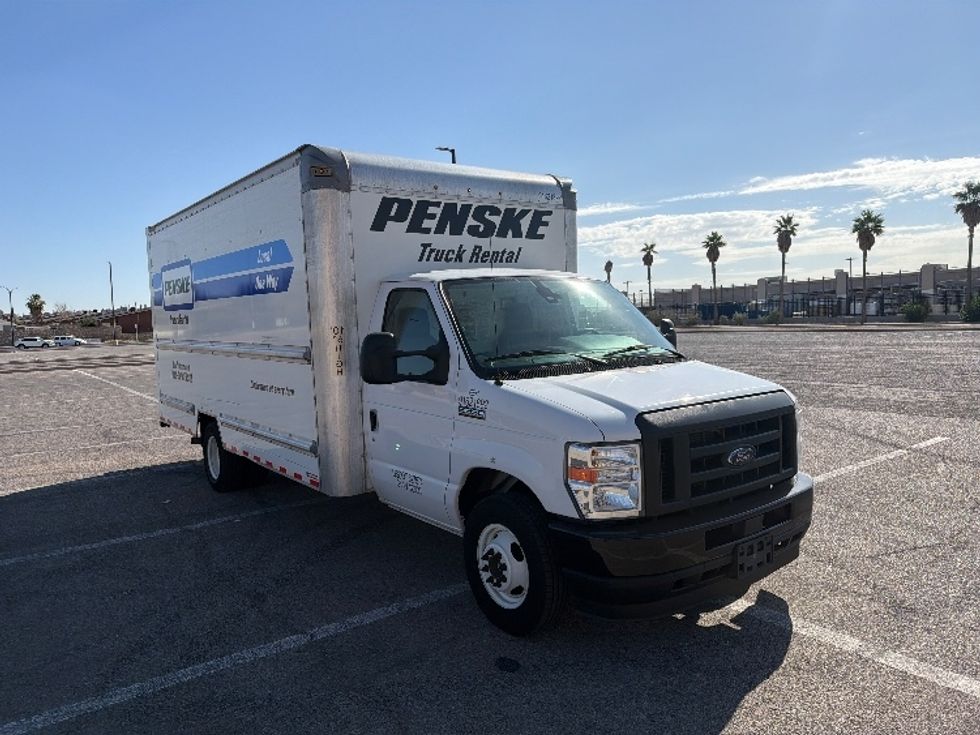 Light Duty Box Truck-Light and Medium Duty Trucks-Ford-2022-E350-Atlanta (Forest Park)-GA-159,068\n\t\tmiles-$ 19,000 - Image 1
