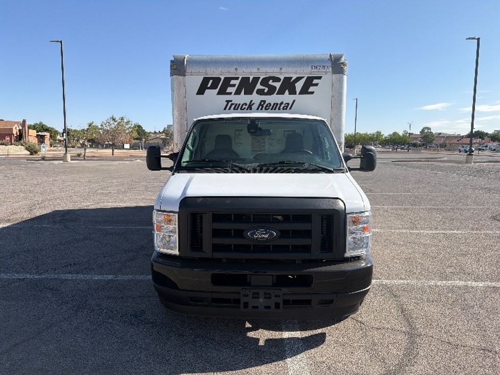 Light Duty Box Truck-Light and Medium Duty Trucks-Ford-2022-E350-Atlanta (Forest Park)-GA-159,068\n\t\tmiles-$ 19,000 - Image 2