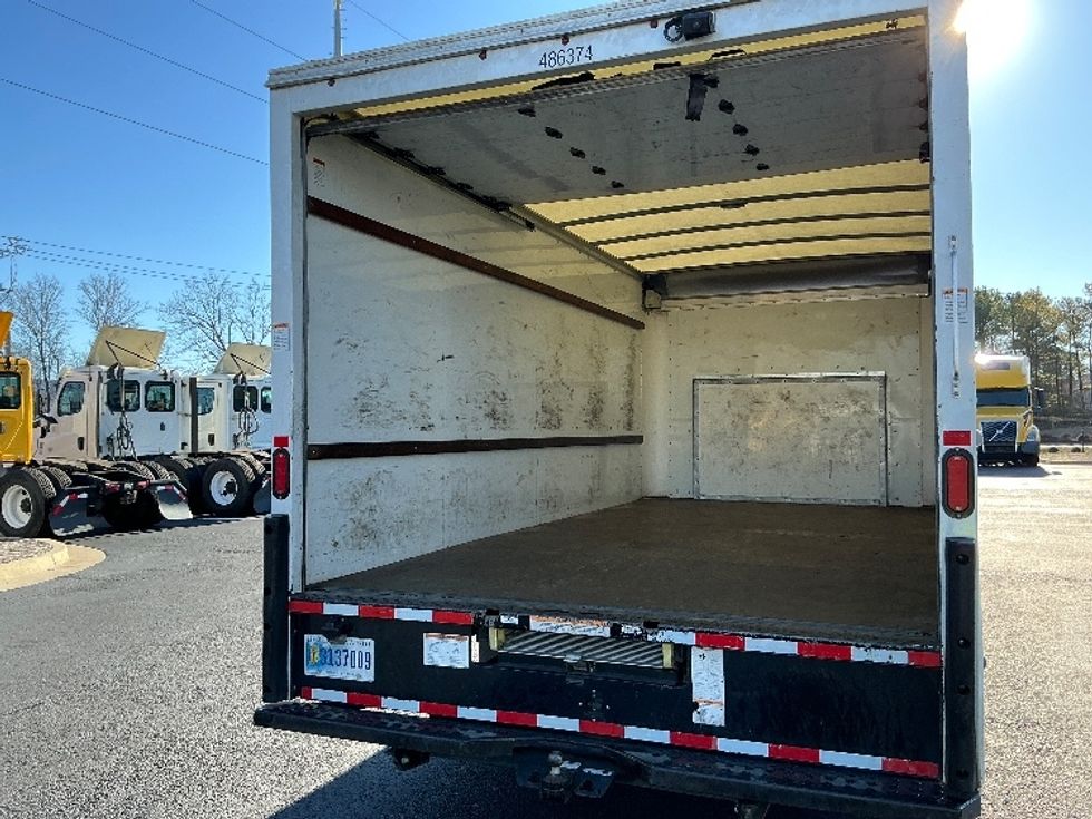 Light Duty Box Truck-Light and Medium Duty Trucks-Ford-2022-E350-Atlanta (Forest Park)-GA-98,291\n\t\tmiles-$ 32,500 - Image 11