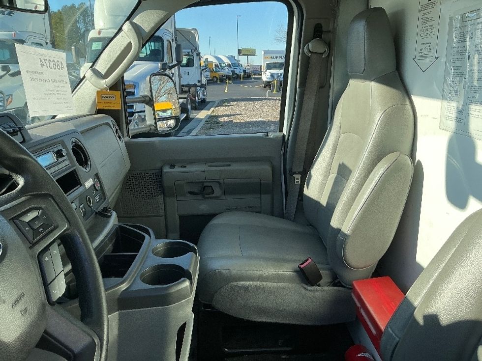 Light Duty Box Truck-Light and Medium Duty Trucks-Ford-2022-E350-Atlanta (Forest Park)-GA-98,291\n\t\tmiles-$ 32,500 - Image 19