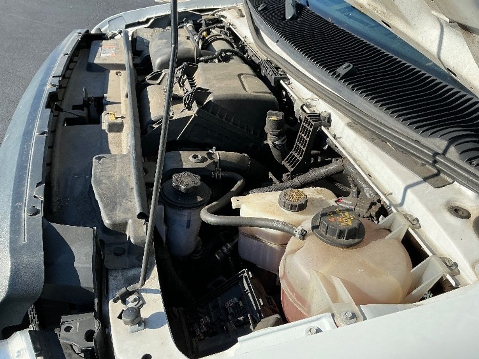 Light Duty Box Truck-Light and Medium Duty Trucks-Ford-2022-E350-Atlanta (Forest Park)-GA-98,291\n\t\tmiles-$ 32,500 - Image 24