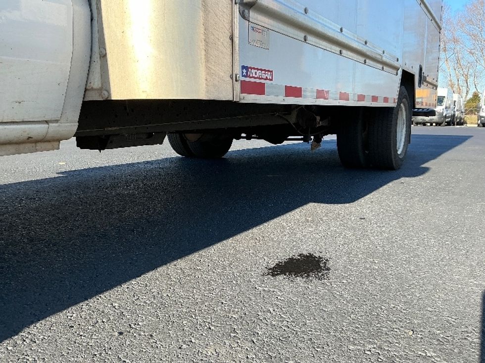 Light Duty Box Truck-Light and Medium Duty Trucks-Ford-2022-E350-Atlanta (Forest Park)-GA-98,291\n\t\tmiles-$ 32,500 - Image 5