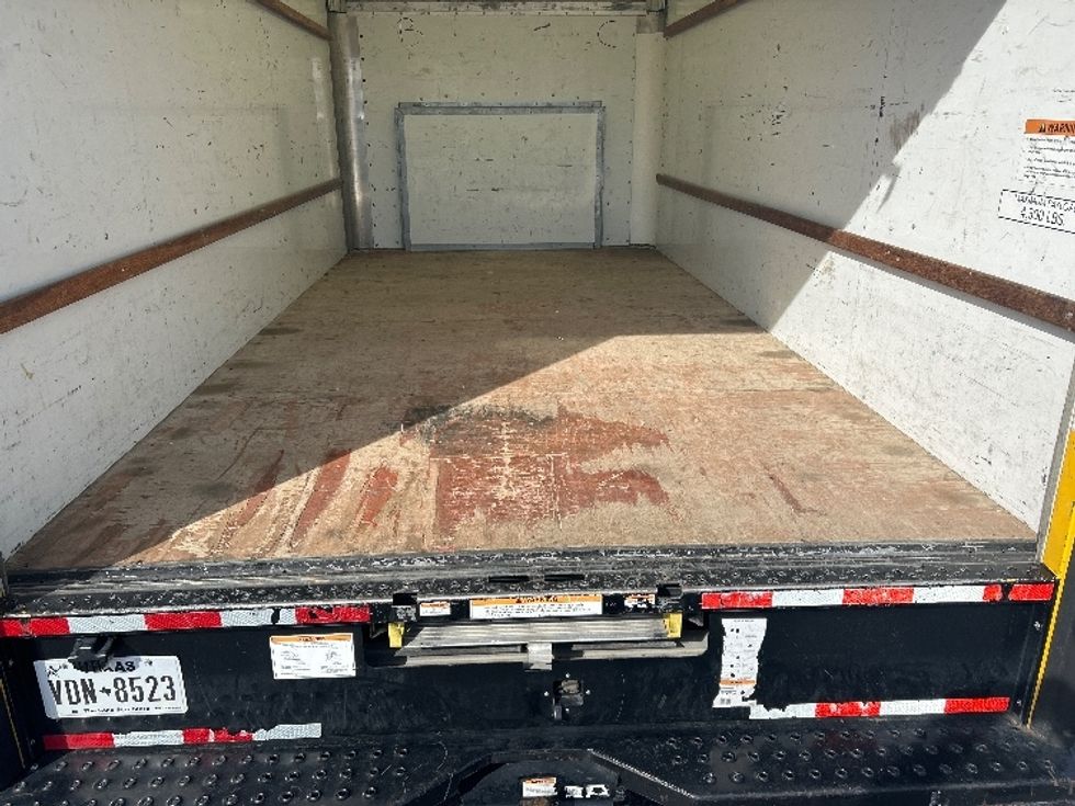 Light Duty Box Truck-Light and Medium Duty Trucks-Ford-2022-E350-Atlanta-GA-101,902\n\t\tmiles-$ 28,750 - Image 10