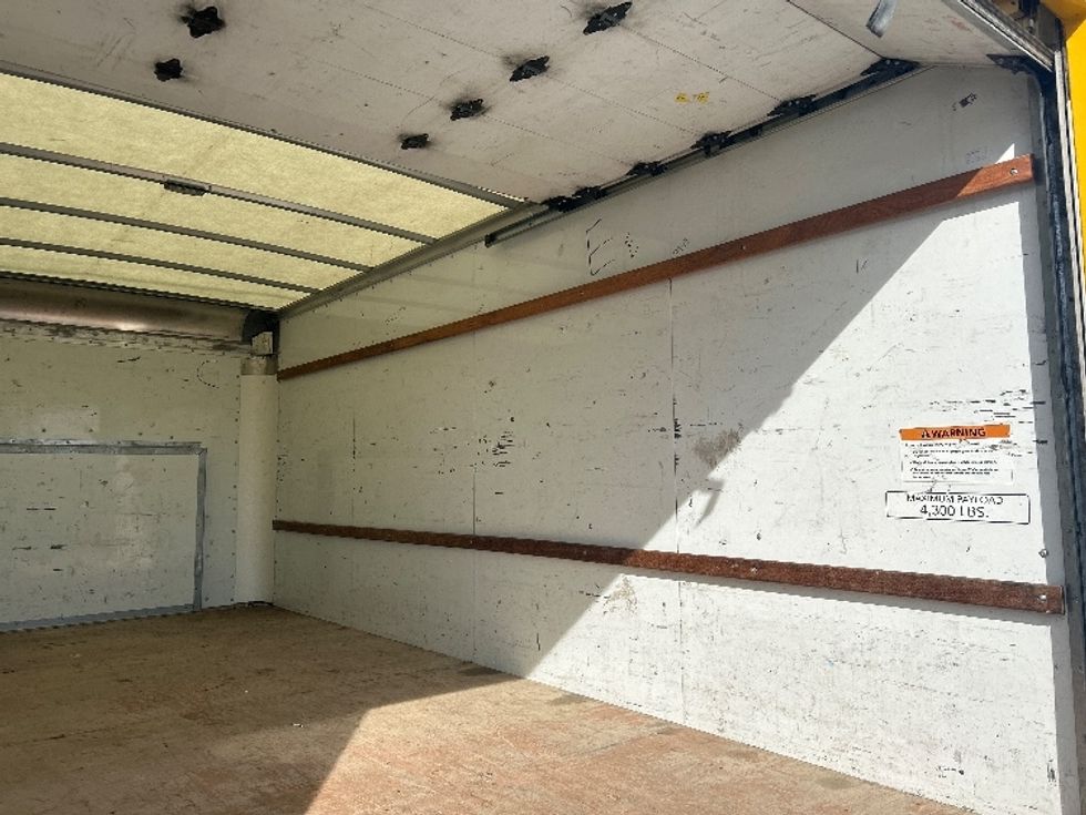 Light Duty Box Truck-Light and Medium Duty Trucks-Ford-2022-E350-Atlanta-GA-101,902\n\t\tmiles-$ 28,750 - Image 12