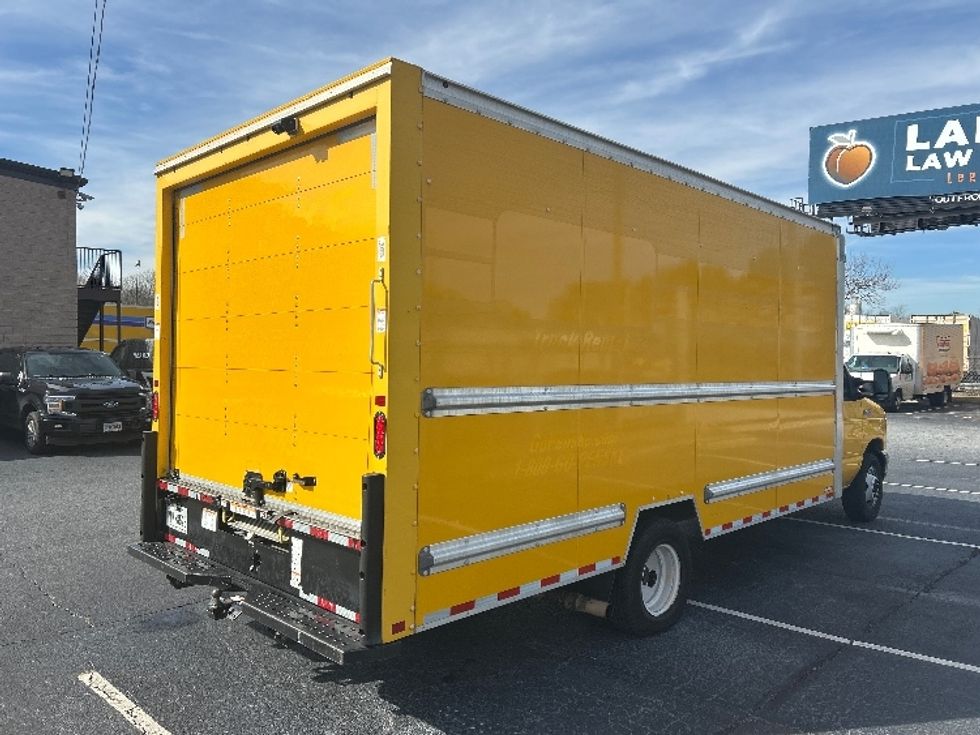 Light Duty Box Truck-Light and Medium Duty Trucks-Ford-2022-E350-Atlanta-GA-101,902\n\t\tmiles-$ 28,750 - Image 13