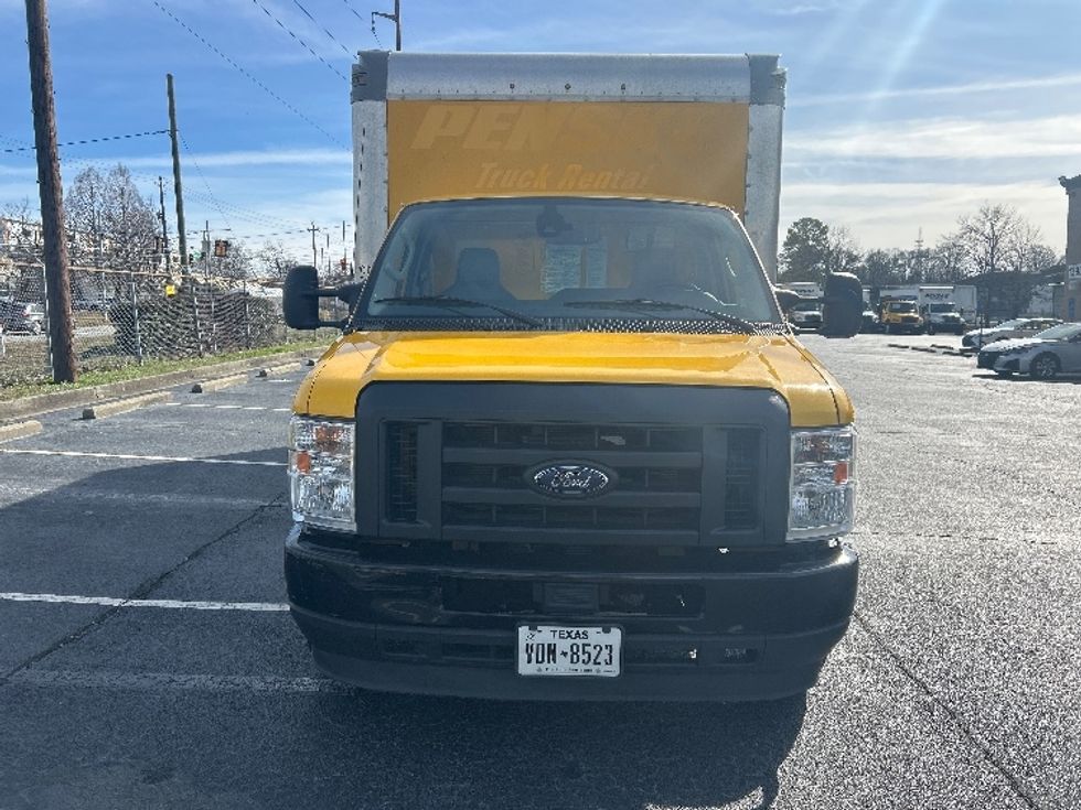 Light Duty Box Truck-Light and Medium Duty Trucks-Ford-2022-E350-Atlanta-GA-101,902\n\t\tmiles-$ 28,750 - Image 2