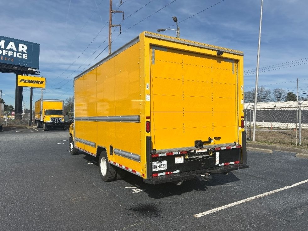 Light Duty Box Truck-Light and Medium Duty Trucks-Ford-2022-E350-Atlanta-GA-101,902\n\t\tmiles-$ 28,750 - Image 6