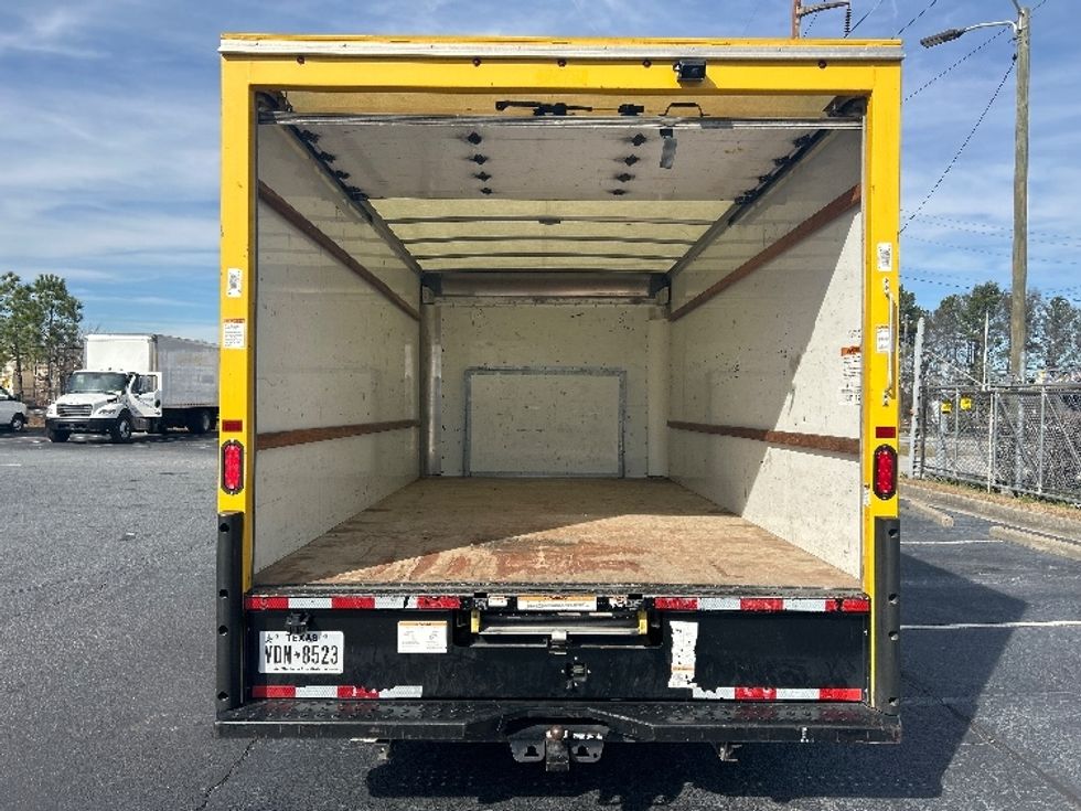 Light Duty Box Truck-Light and Medium Duty Trucks-Ford-2022-E350-Atlanta-GA-101,902\n\t\tmiles-$ 28,750 - Image 8