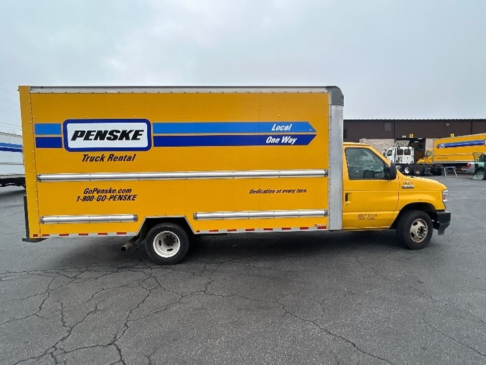 Light Duty Box Truck-Light and Medium Duty Trucks-Ford-2022-E350-Atlanta-GA-106,112\n\t\tmiles-$ 28,000 - Image 15