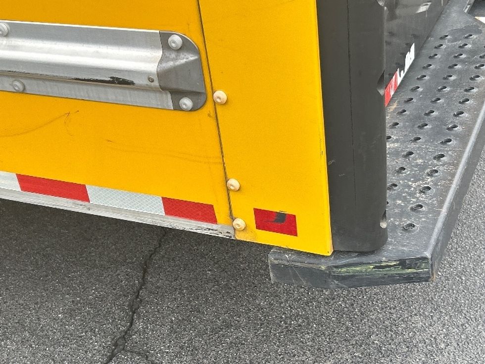 Light Duty Box Truck-Light and Medium Duty Trucks-Ford-2022-E350-Atlanta-GA-106,112\n\t\tmiles-$ 28,000 - Image 26