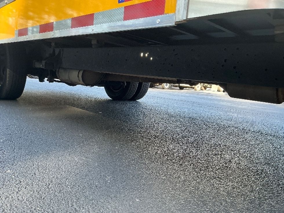 Light Duty Box Truck-Light and Medium Duty Trucks-Ford-2022-E350-Atlanta-GA-87,037\n\t\tmiles-$ 30,750 - Image 14