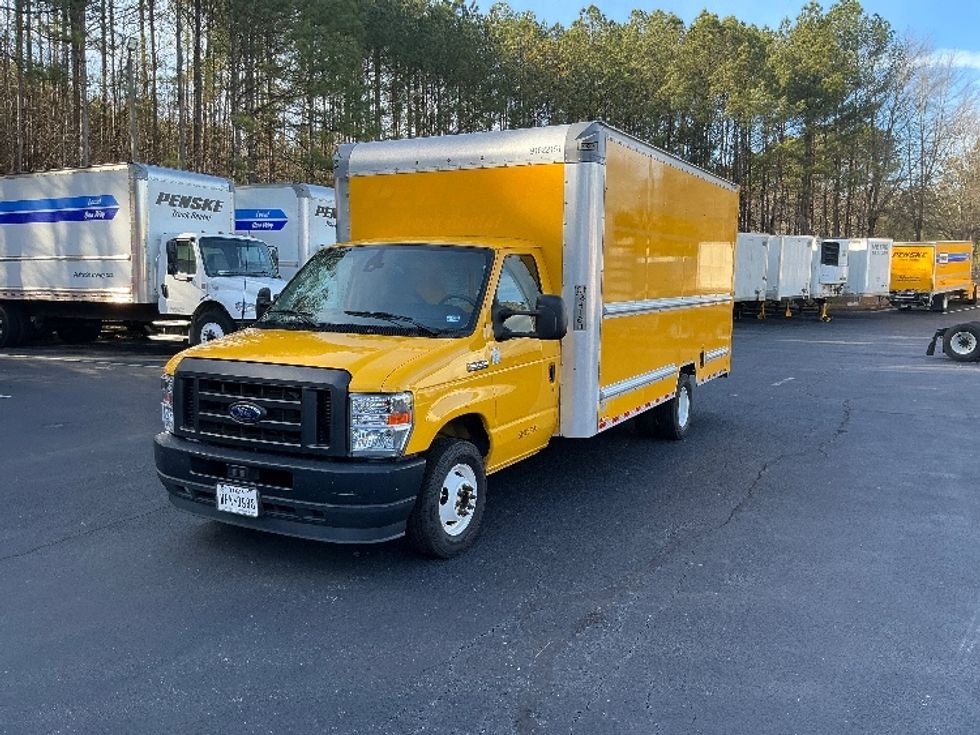Light Duty Box Truck-Light and Medium Duty Trucks-Ford-2022-E350-Atlanta-GA-87,037\n\t\tmiles-$ 30,750 - Image 3