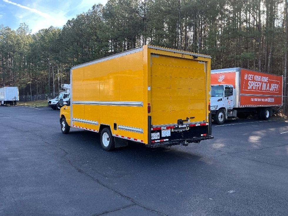 Light Duty Box Truck-Light and Medium Duty Trucks-Ford-2022-E350-Atlanta-GA-87,037\n\t\tmiles-$ 30,750 - Image 6