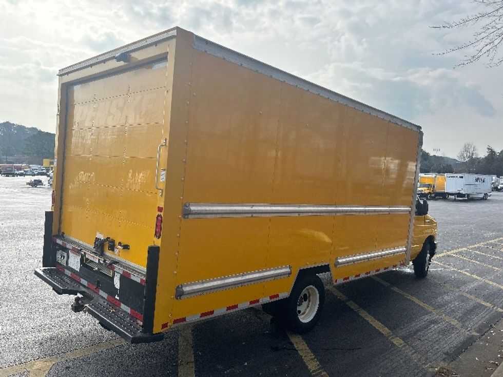 Light Duty Box Truck-Light and Medium Duty Trucks-Ford-2022-E350-Atlanta-GA-88,494\n\t\tmiles-$ 30,500 - Image 13