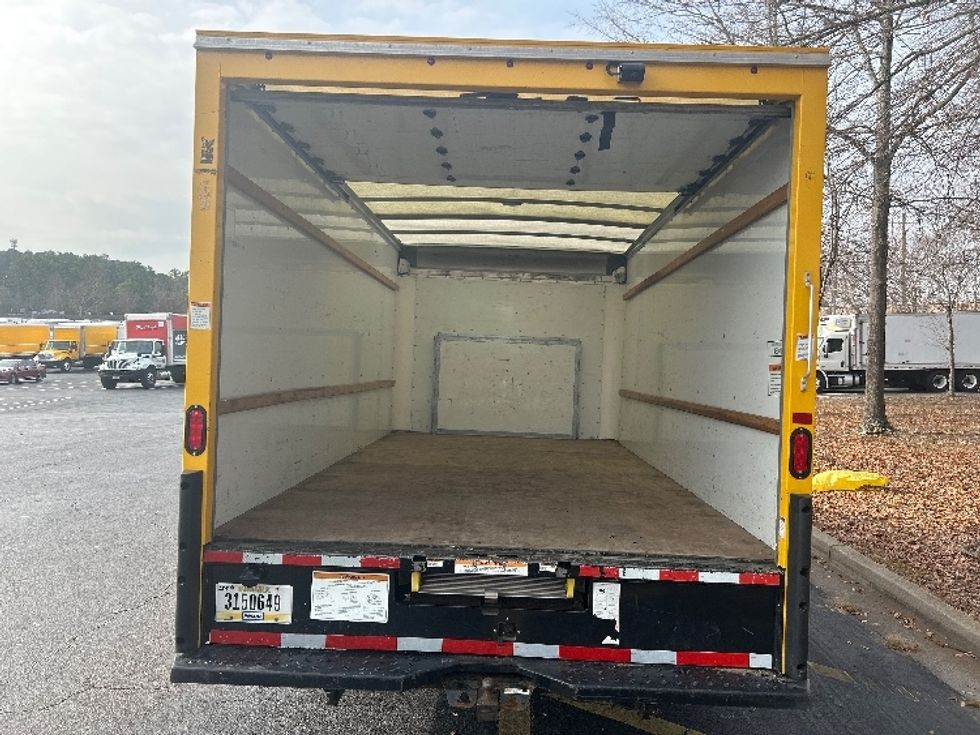 Light Duty Box Truck-Light and Medium Duty Trucks-Ford-2022-E350-Atlanta-GA-88,494\n\t\tmiles-$ 30,500 - Image 8