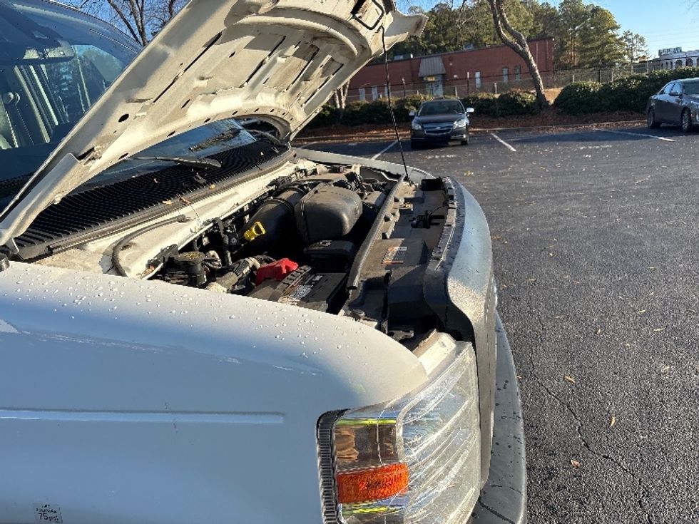 Light Duty Box Truck-Light and Medium Duty Trucks-Ford-2022-E350-Atlanta-GA-90,983\n\t\tmiles-$ 33,250 - Image 23