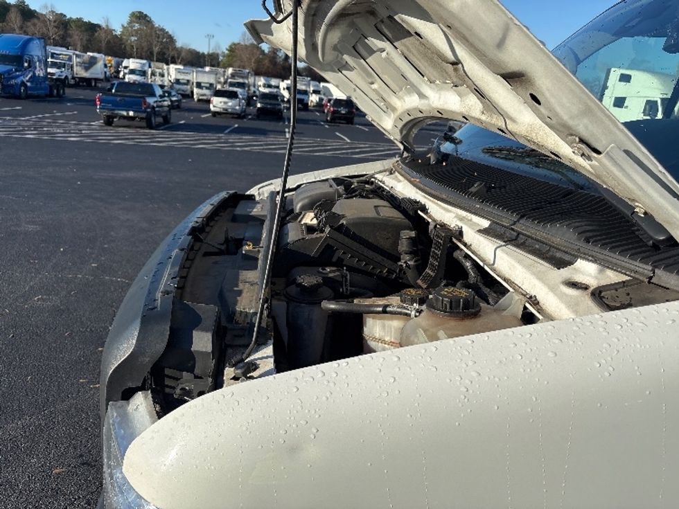 Light Duty Box Truck-Light and Medium Duty Trucks-Ford-2022-E350-Atlanta-GA-90,983\n\t\tmiles-$ 33,250 - Image 24