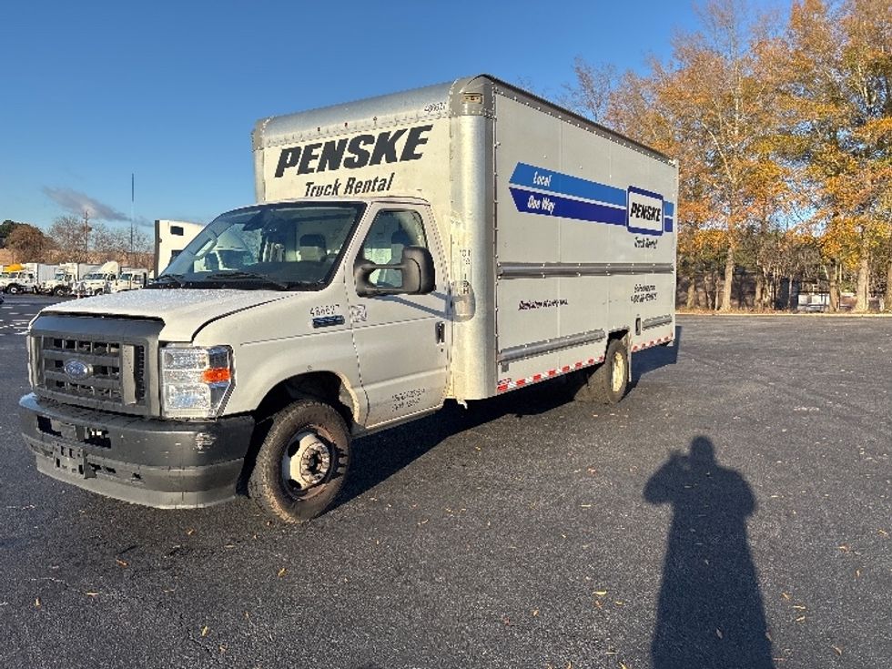 Light Duty Box Truck-Light and Medium Duty Trucks-Ford-2022-E350-Atlanta-GA-90,983\n\t\tmiles-$ 33,250 - Image 3