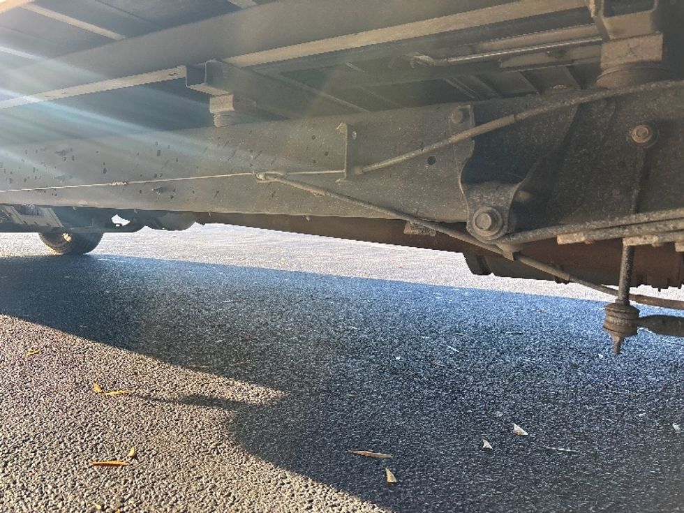 Light Duty Box Truck-Light and Medium Duty Trucks-Ford-2022-E350-Atlanta-GA-90,983\n\t\tmiles-$ 33,250 - Image 5