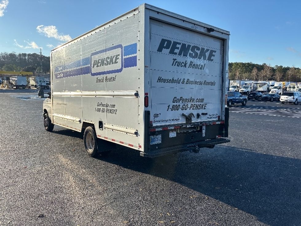 Light Duty Box Truck-Light and Medium Duty Trucks-Ford-2022-E350-Atlanta-GA-90,983\n\t\tmiles-$ 33,250 - Image 6