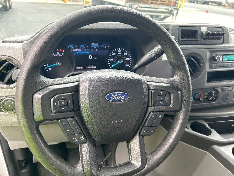 Light Duty Box Truck-Light and Medium Duty Trucks-Ford-2022-E350-Atlanta-GA-95,940\n\t\tmiles-$ 32,750 - Image 18