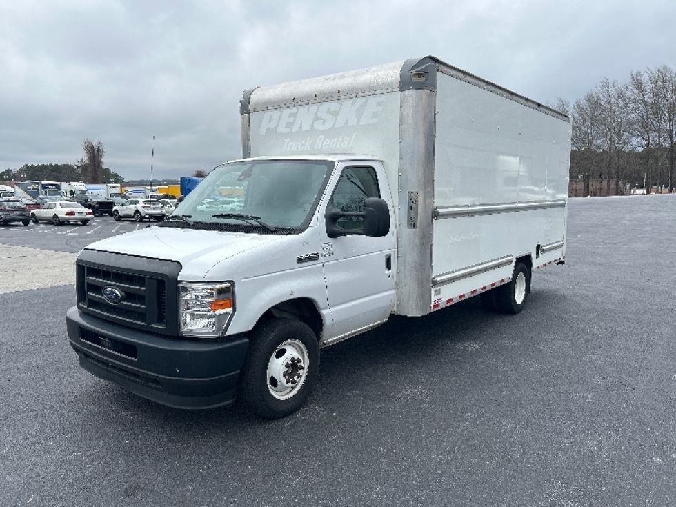 Light Duty Box Truck-Light and Medium Duty Trucks-Ford-2022-E350-Atlanta-GA-95,940\n\t\tmiles-$ 32,750 - Image 3