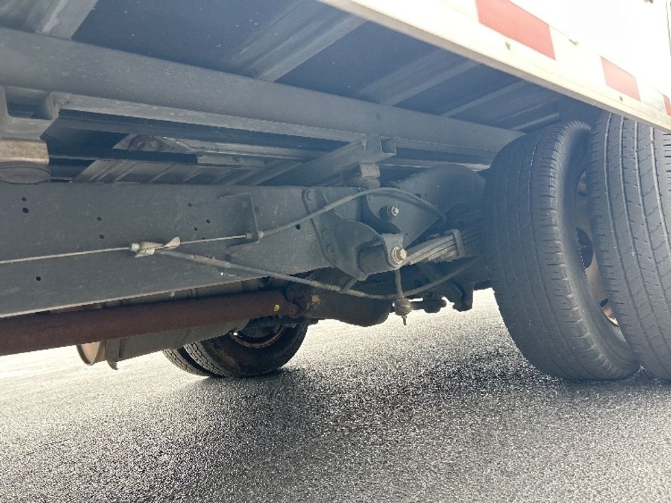 Light Duty Box Truck-Light and Medium Duty Trucks-Ford-2022-E350-Atlanta-GA-95,940\n\t\tmiles-$ 32,750 - Image 5