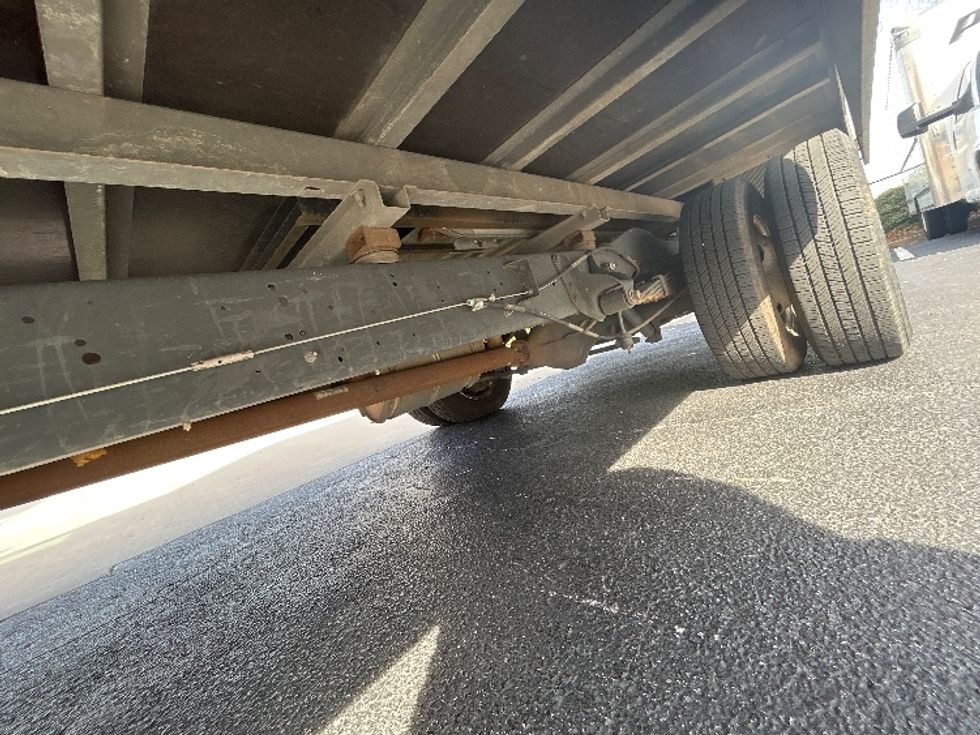 Light Duty Box Truck-Light and Medium Duty Trucks-Ford-2022-E350-Atlanta-GA-96,336\n\t\tmiles-$ 29,500 - Image 5