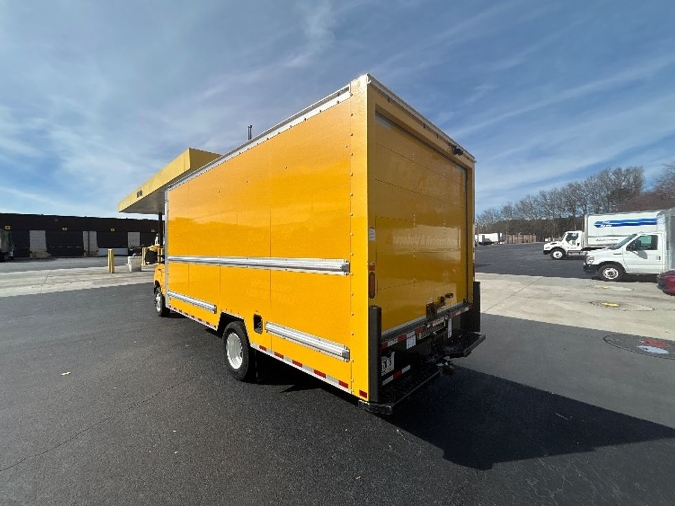 Light Duty Box Truck-Light and Medium Duty Trucks-Ford-2022-E350-Atlanta-GA-96,336\n\t\tmiles-$ 29,500 - Image 6