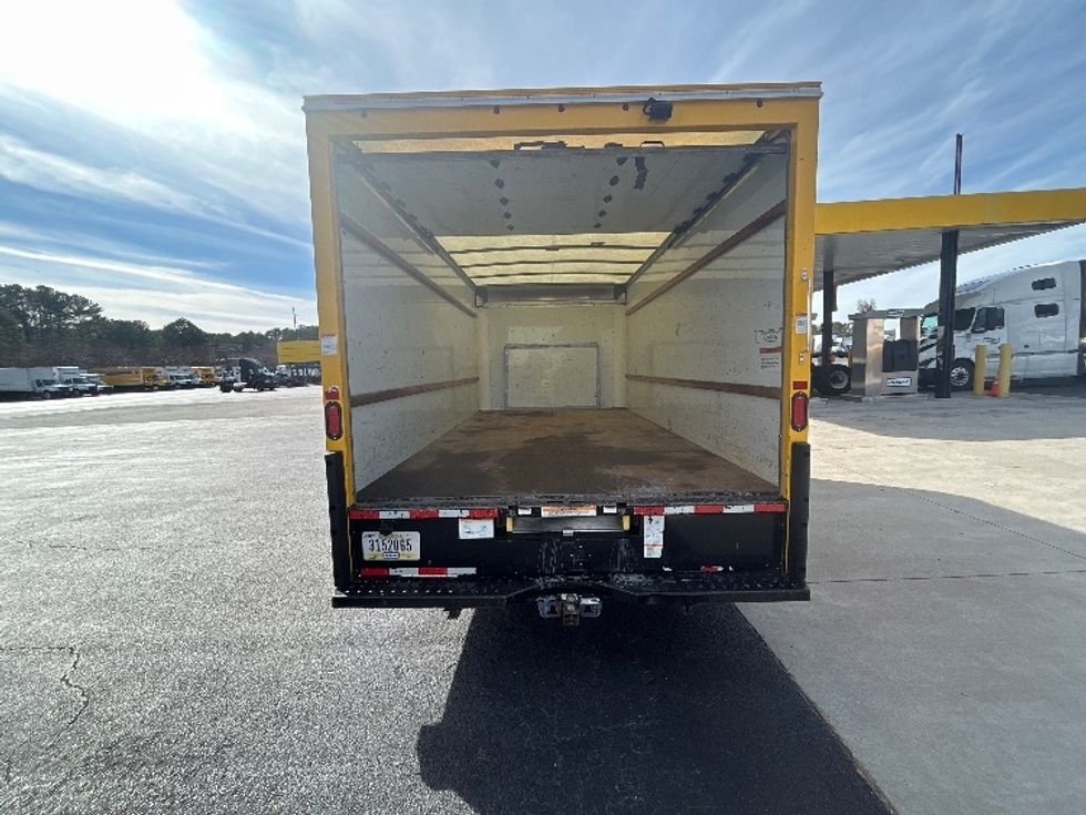 Light Duty Box Truck-Light and Medium Duty Trucks-Ford-2022-E350-Atlanta-GA-96,336\n\t\tmiles-$ 29,500 - Image 9
