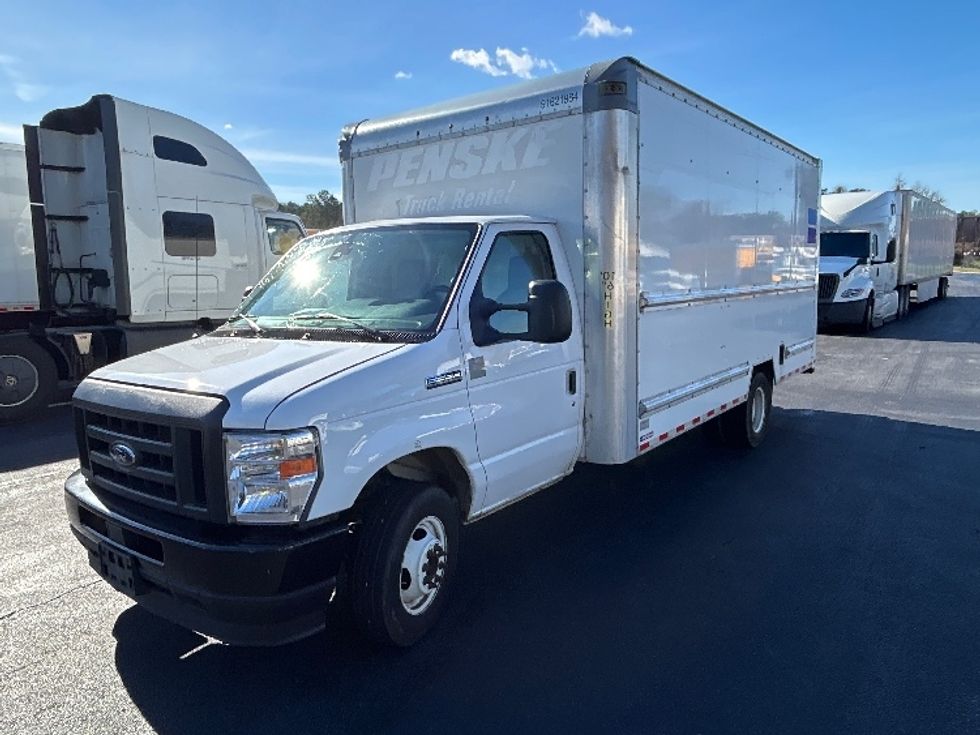 Light Duty Box Truck-Light and Medium Duty Trucks-Ford-2022-E350-Atlanta-GA-96,361\n\t\tmiles-$ 32,750 - Image 3
