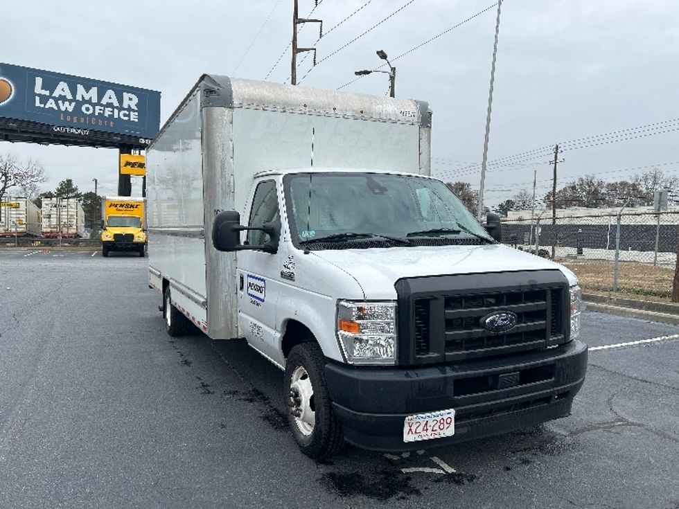 Light Duty Box Truck-Light and Medium Duty Trucks-Ford-2022-E350-Atlanta-GA-98,437\n\t\tmiles-$ 32,500 - Image 1