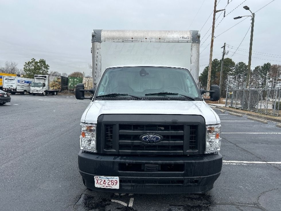 Light Duty Box Truck-Light and Medium Duty Trucks-Ford-2022-E350-Atlanta-GA-98,437\n\t\tmiles-$ 32,500 - Image 2
