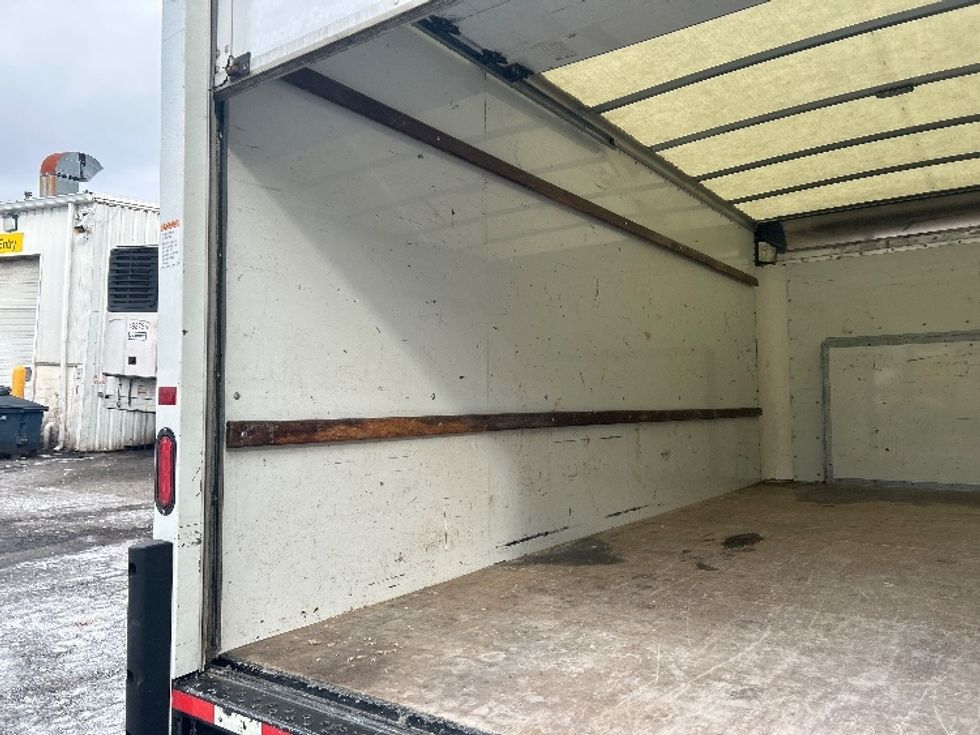 Light Duty Box Truck-Light and Medium Duty Trucks-Ford-2022-E350-Auburn-MA-94,181\n\t\tmiles-$ 29,750 - Image 11