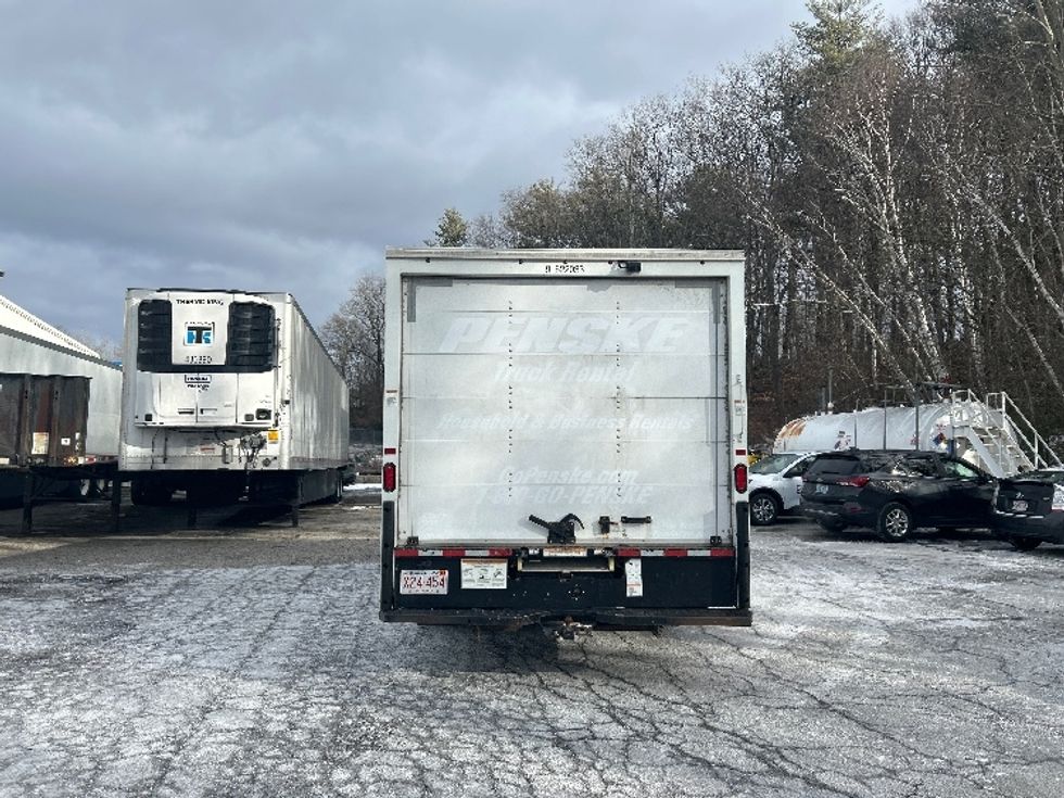 Light Duty Box Truck-Light and Medium Duty Trucks-Ford-2022-E350-Auburn-MA-94,181\n\t\tmiles-$ 29,750 - Image 7