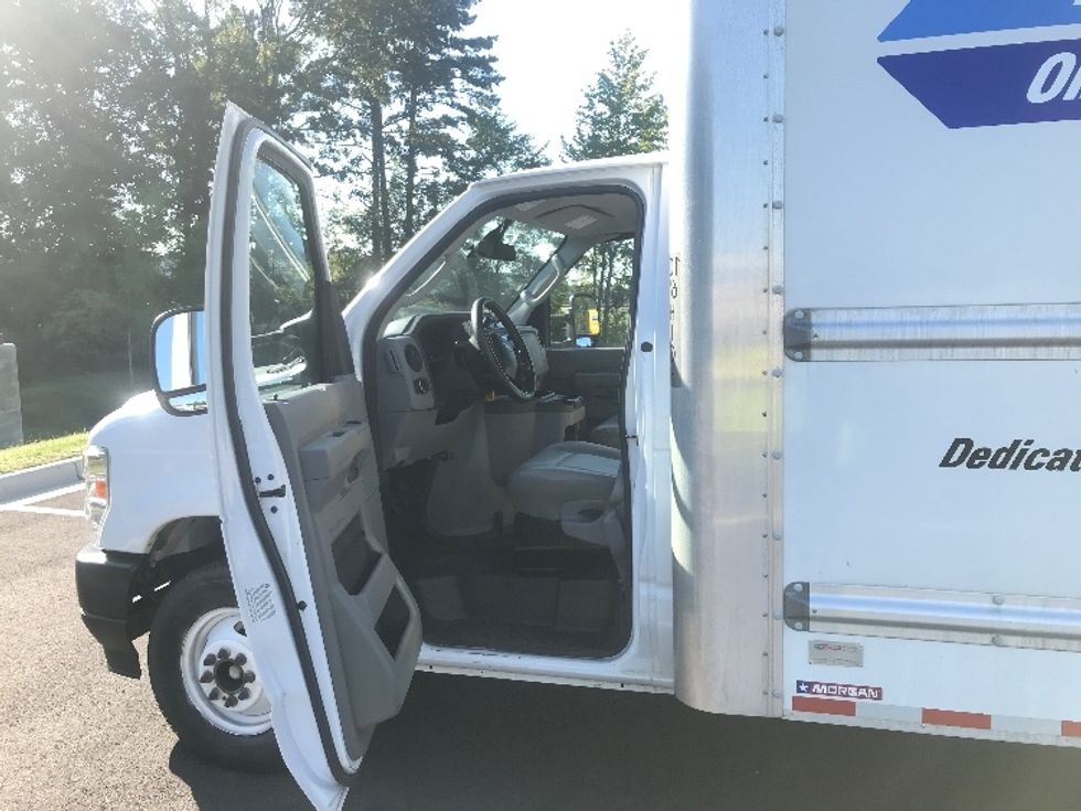 Light Duty Box Truck-Light and Medium Duty Trucks-Ford-2022-E350-Aurora-CO-109,914\n\t\tmiles-$ 31,250 - Image 16