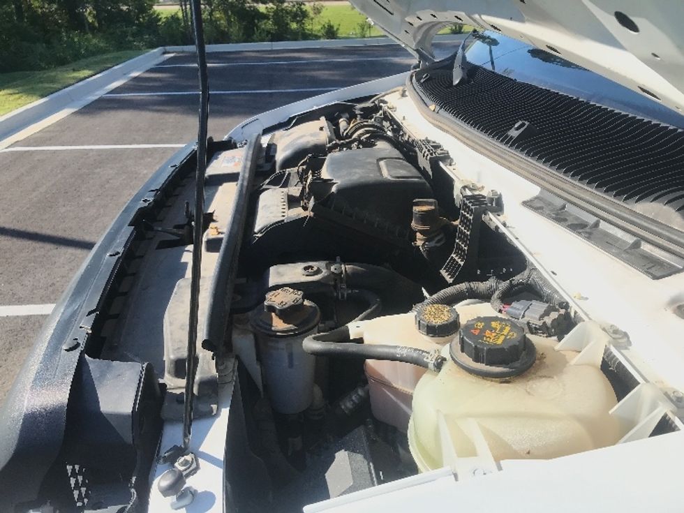 Light Duty Box Truck-Light and Medium Duty Trucks-Ford-2022-E350-Aurora-CO-109,914\n\t\tmiles-$ 31,250 - Image 24