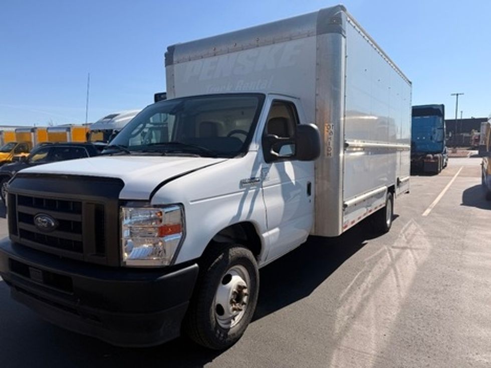 Light Duty Box Truck-Light and Medium Duty Trucks-Ford-2022-E350-Aurora-CO-119,264\n\t\tmiles-$ 25,750 - Image 1