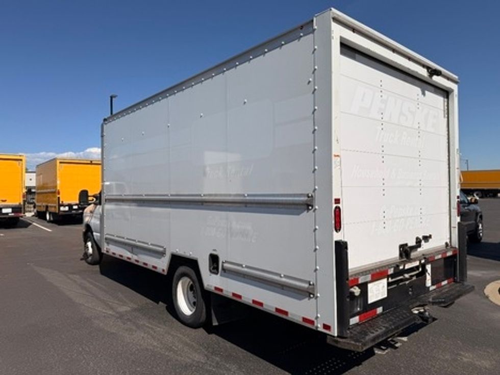 Light Duty Box Truck-Light and Medium Duty Trucks-Ford-2022-E350-Aurora-CO-119,264\n\t\tmiles-$ 25,750 - Image 4