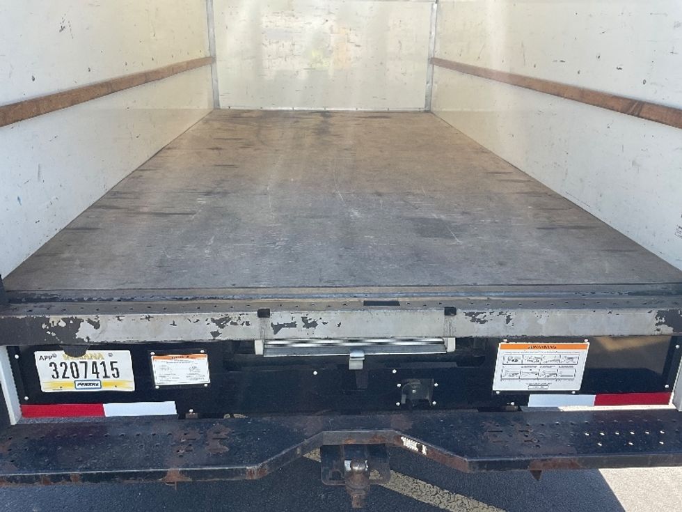 Light Duty Box Truck-Light and Medium Duty Trucks-Ford-2022-E350-Aurora-CO-123,877\n\t\tmiles-$ 25,750 - Image 10