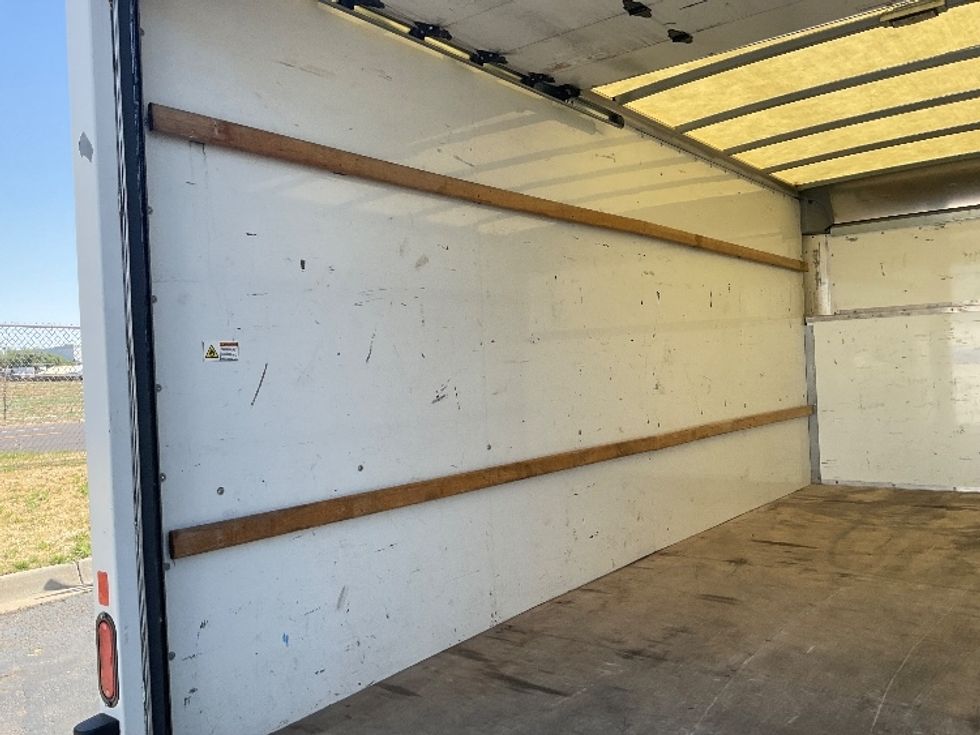 Light Duty Box Truck-Light and Medium Duty Trucks-Ford-2022-E350-Aurora-CO-123,877\n\t\tmiles-$ 25,750 - Image 11