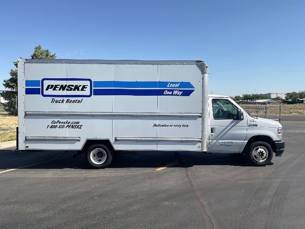 Light Duty Box Truck-Light and Medium Duty Trucks-Ford-2022-E350-Aurora-CO-123,877\n\t\tmiles-$ 25,750 - Image 15