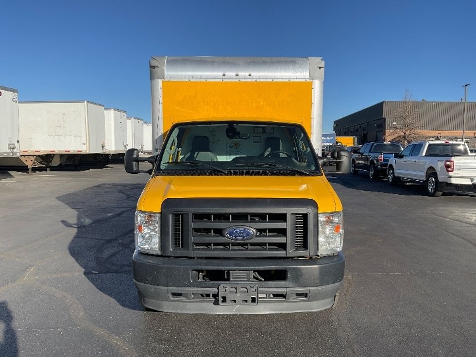 Light Duty Box Truck-Light and Medium Duty Trucks-Ford-2022-E350-Aurora-CO-129,900\n\t\tmiles-$ 24,250 - Image 2