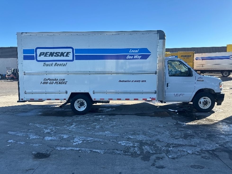 Light Duty Box Truck-Light and Medium Duty Trucks-Ford-2022-E350-Aurora-CO-70,418\n\t\tmiles-$ 37,000 - Image 13