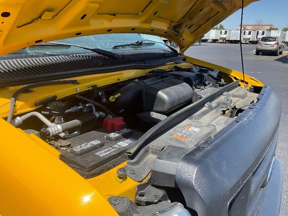 Light Duty Box Truck-Light and Medium Duty Trucks-Ford-2022-E350-Aurora-CO-83,904\n\t\tmiles-$ 30,750 - Image 23